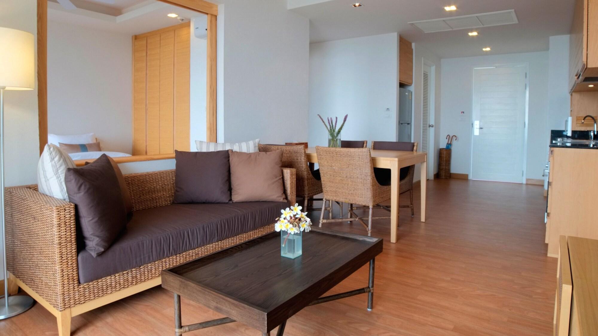 Nishaville Resort Prachuap Khiri Khan Exteriör bild