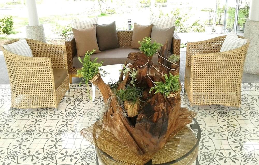 Nishaville Resort Prachuap Khiri Khan Exteriör bild