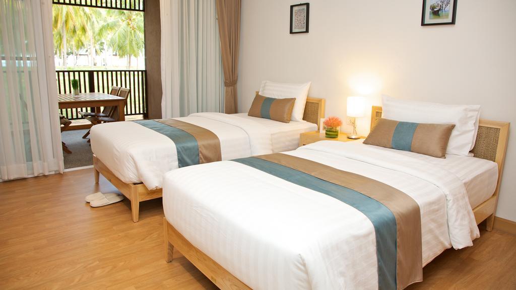 Nishaville Resort Prachuap Khiri Khan Exteriör bild