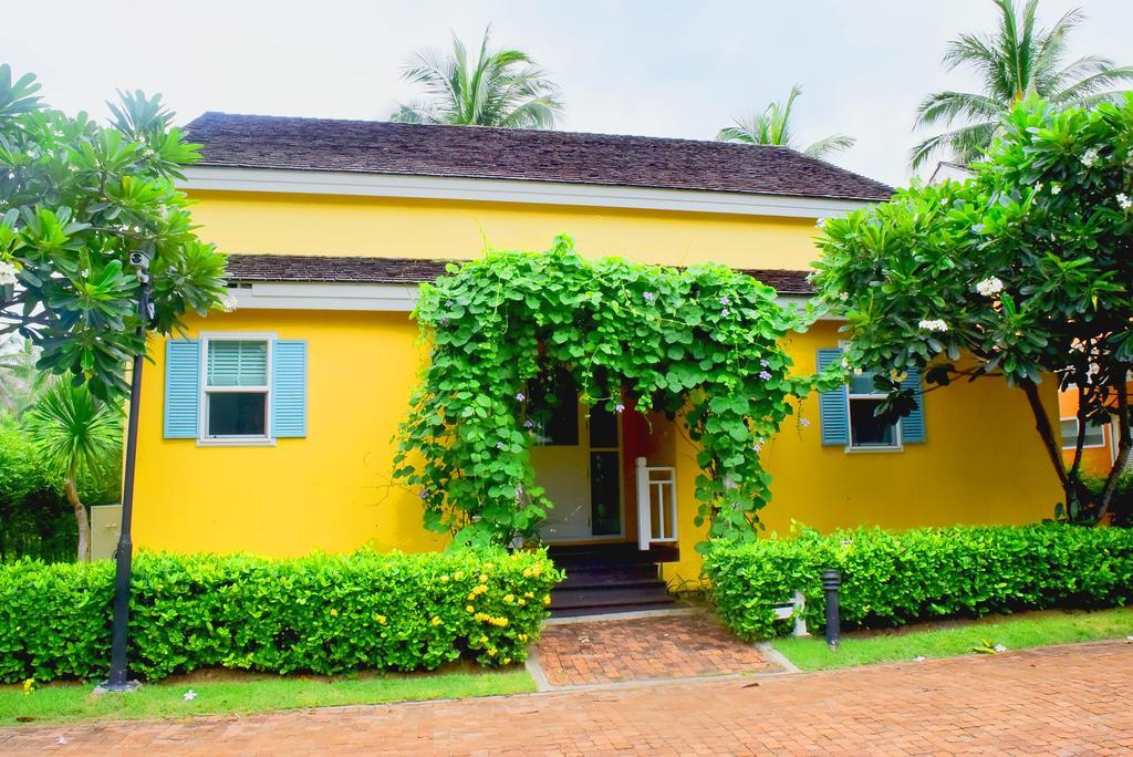 Nishaville Resort Prachuap Khiri Khan Exteriör bild